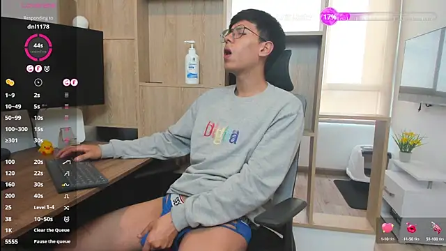 Jacob-Evans  online show from 01-11-25, 08:10