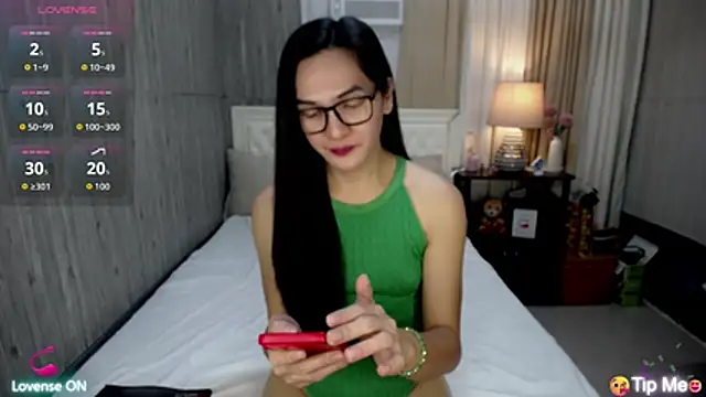 Snapshot of xAsianSweetHeart chatting on 03-18-26, 11:30 xAsianSweetHeart online show from 03-18-26, 11:30