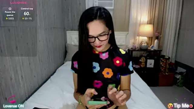 Snapshot of xAsianSweetHeart chatting on 04-16-26, 04:02 xAsianSweetHeart online show from 04-16-26, 04:02