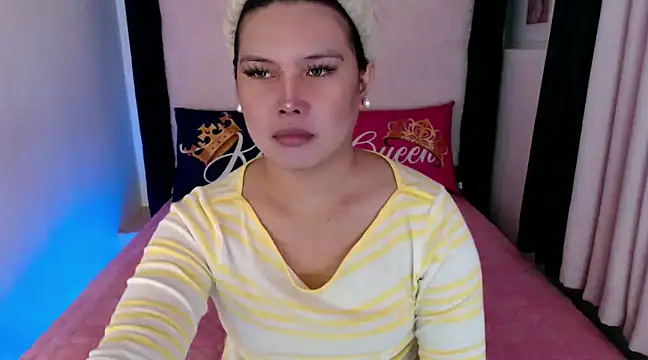 Snapshot of Angelic_Fuckerxxx chatting on 12-11-24, 03:56 Angelic Fuckerxxx online show from 12-11-24, 03:56