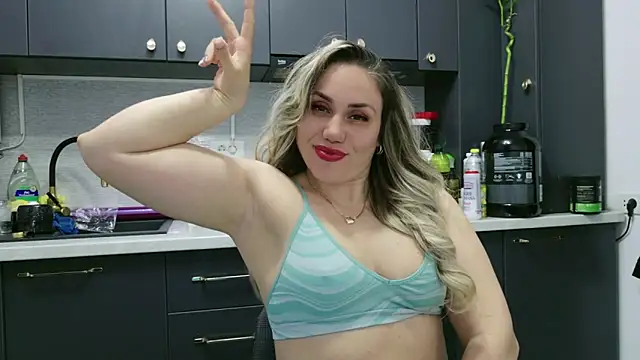 Snapshot of Annyfit4you chatting on 03-10-25, 07:18 Annyfit4you online show from 03-10-25, 07:18