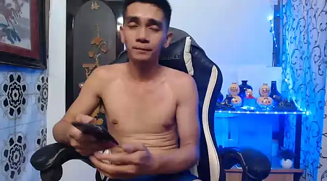 Snapshot of asianmaster27 chatting on 12-04-24, 09:07 asianmaster27 online show from 12-04-24, 09:07