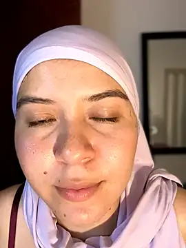 MatchedEyebrow online show from 05-13-26, 09:22