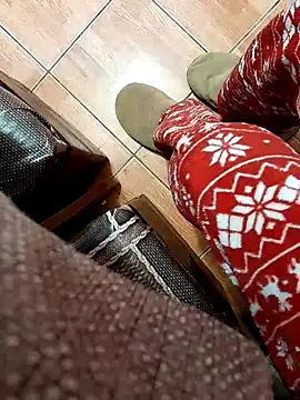 Snapshot of feet_toes chatting on 02-22-25, 05:44 feet toes online show from 02-22-25, 05:44