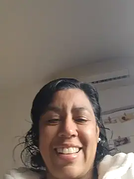 Molly newman6 online show from 12-18-25, 09:59