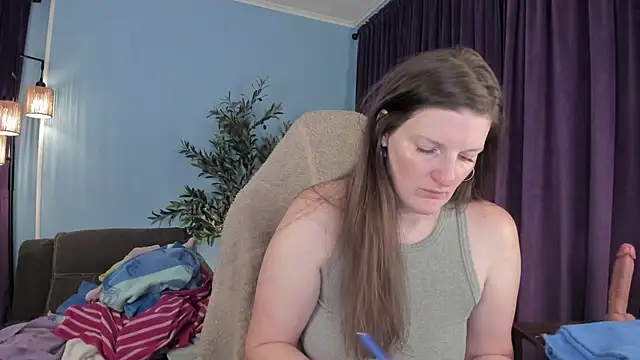 Snapshot of Kelly_Carolina chatting on 04-22-26, 11:34 Kelly Carolina online show from 04-22-26, 11:34