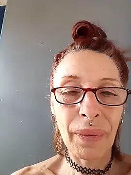 FrozenWaffle online show from 01-04-25, 08:37