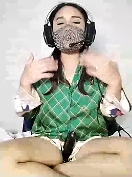  Shimmerlyn  online show from 03-08-25, 05:22