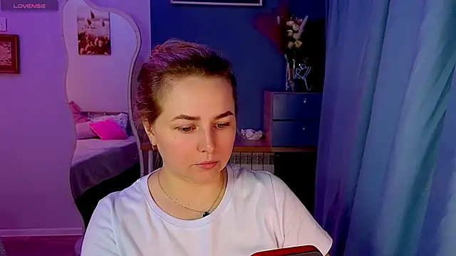 Mira Mermayd online show from 05-07-26, 01:22