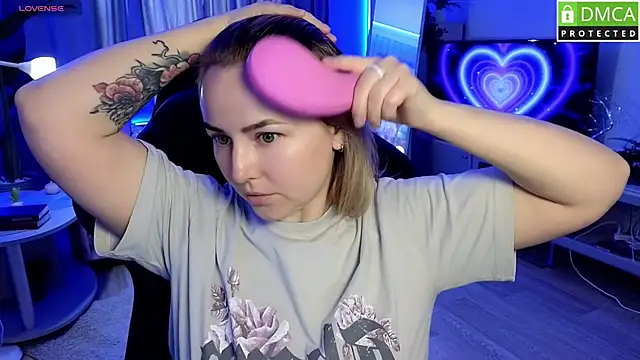 Mira Mermayd online show from 05-31-26, 01:25
