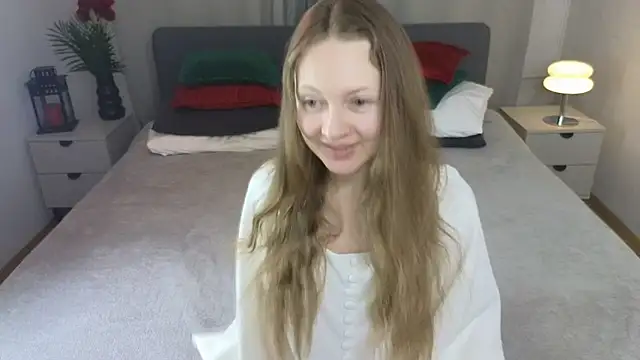 freya nilsson online show from 02-13-25, 04:22