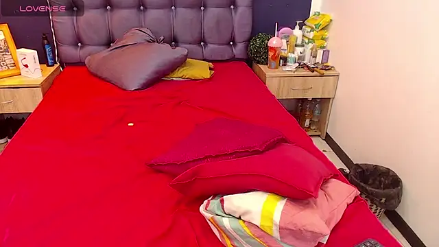 Keilyn Hot  online show from 12-11-24, 08:39