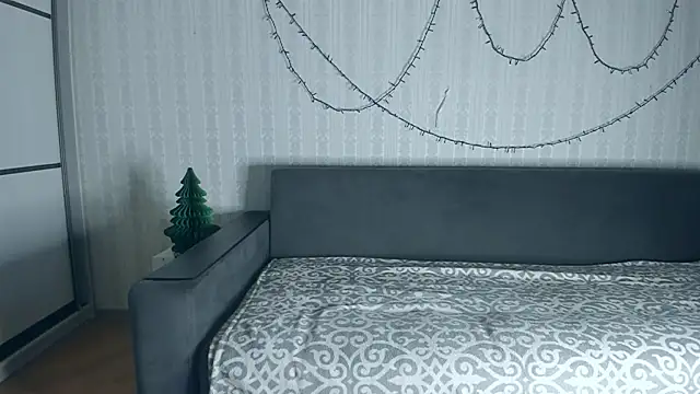 Snapshot of Jessica_Rubatte chatting on 12-23-25, 08:45 Jessica Rubatte online show from 12-23-25, 08:45