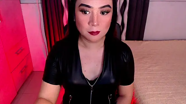 xSUCKTHYWOMANx online show from 06-06-26, 09:36