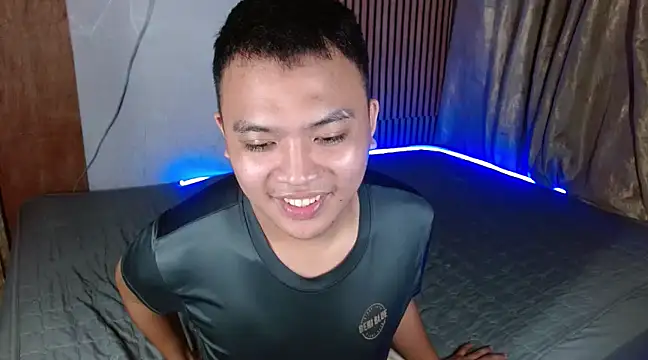 xsweetasian69x online show from 01-05-25, 05:09