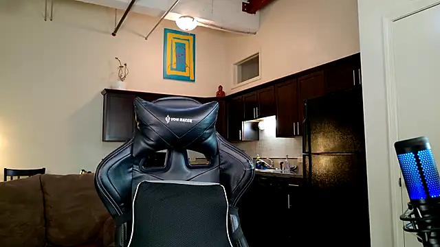 EveEnigma online show from 12-23-24, 01:24