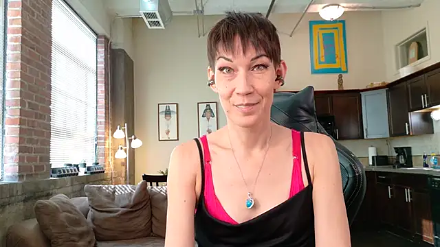 EveEnigma online show from 01-15-26, 07:06