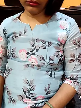 Diya 143 online show from 03-08-25, 03:45