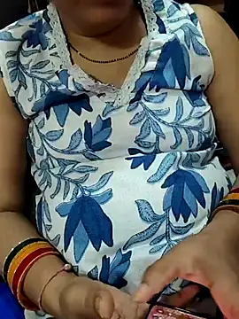 Snapshot of Diya_143 chatting on 06-29-26, 01:55 Diya 143 online show from 06-29-26, 01:55