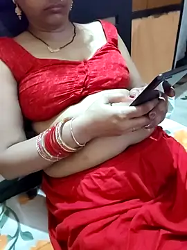 Snapshot of Diya_143 chatting on 07-17-26, 06:35 Diya 143 online show from 07-17-26, 06:35
