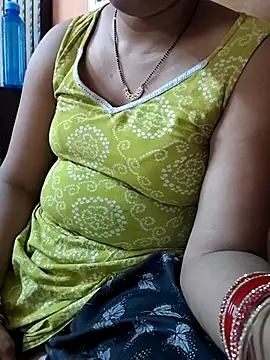Snapshot of Diya_143 chatting on 07-20-26, 03:54 Diya 143 online show from 07-20-26, 03:54