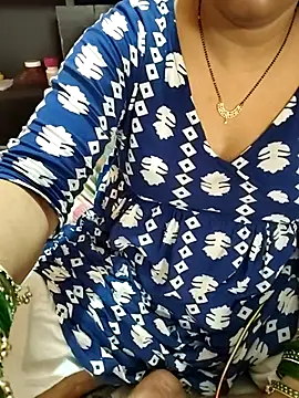 Snapshot of Diya_143 chatting on 08-03-26, 09:04 Diya 143 online show from 08-03-26, 09:04