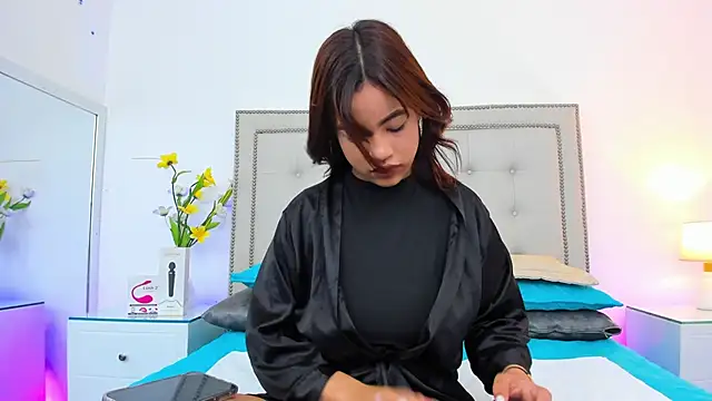 AnahiRivera online show from 01-17-25, 11:59