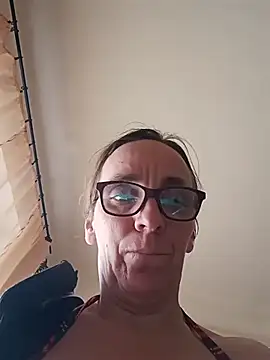 Dettybitch40 online show from 02-14-26, 10:23