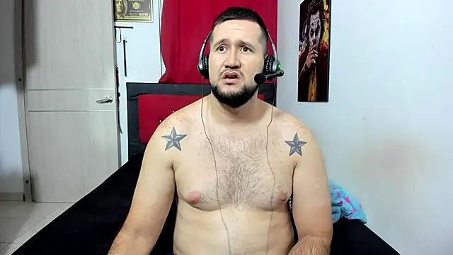 Snapshot of Lucyangelwebcams chatting on 01-19-26, 06:06 Lucyangelwebcams online show from 01-19-26, 06:06