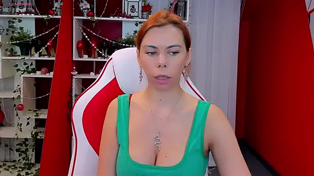 KateCloud online show from 12-22-24, 04:48