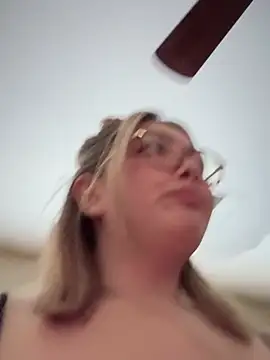 Snapshot of nativepumpkin95 chatting on 01-27-25, 10:16 nativepumpkin95 online show from 01-27-25, 10:16