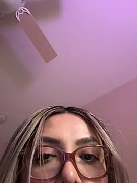 Snapshot of nativepumpkin95 chatting on 02-12-25, 03:29 nativepumpkin95 online show from 02-12-25, 03:29