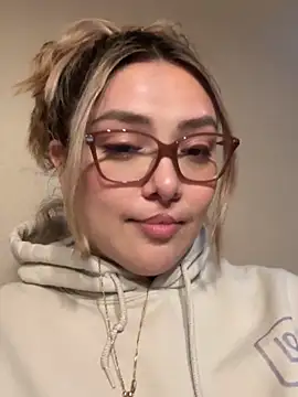 Snapshot of nativepumpkin95 chatting on 02-22-25, 05:02 nativepumpkin95 online show from 02-22-25, 05:02