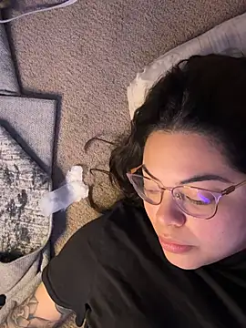 Snapshot of nativepumpkin95 chatting on 02-24-25, 02:40 nativepumpkin95 online show from 02-24-25, 02:40