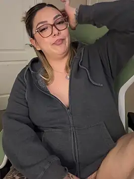 Snapshot of nativepumpkin95 chatting on 03-17-25, 05:56 nativepumpkin95 online show from 03-17-25, 05:56