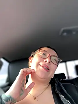 Snapshot of nativepumpkin95 chatting on 10-09-25, 10:41 nativepumpkin95 online show from 10-09-25, 10:41