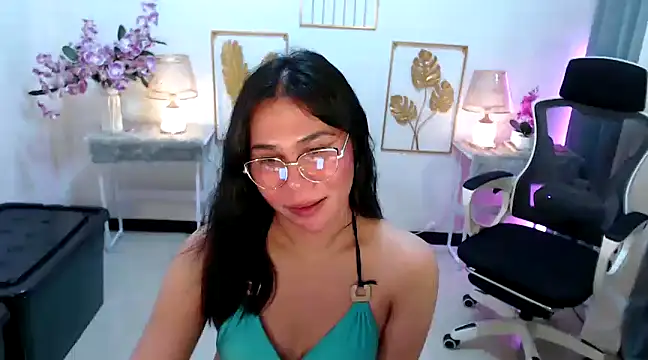 Asian flabby online show from 12-30-24, 10:34