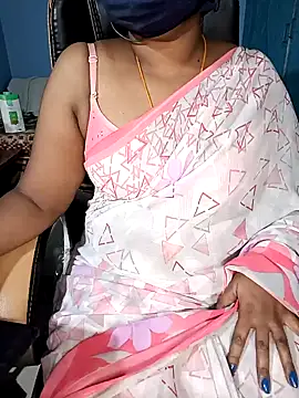 Snapshot of Tamil-hotwife chatting on 01-09-25, 08:22 Tamil-hotwife online show from 01-09-25, 08:22