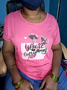 Snapshot of Tamil-hotwife chatting on 01-23-25, 07:29 Tamil-hotwife online show from 01-23-25, 07:29