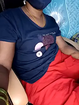 Snapshot of Tamil-hotwife chatting on 01-28-25, 09:41 Tamil-hotwife online show from 01-28-25, 09:41
