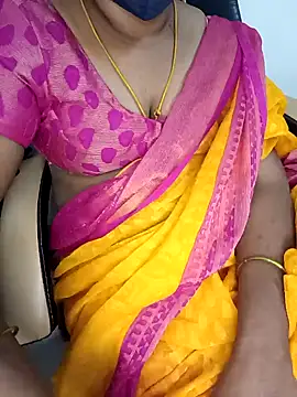 Snapshot of Tamil-hotwife chatting on 02-04-25, 09:41 Tamil-hotwife online show from 02-04-25, 09:41