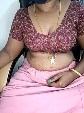 Snapshot of Tamil-hotwife chatting on 02-13-25, 06:59 Tamil-hotwife online show from 02-13-25, 06:59