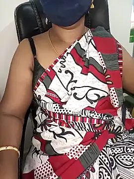 Snapshot of Tamil-hotwife chatting on 02-15-25, 05:19 Tamil-hotwife online show from 02-15-25, 05:19