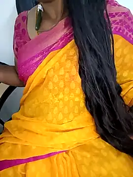 Snapshot of Tamil-hotwife chatting on 02-18-25, 04:04 Tamil-hotwife online show from 02-18-25, 04:04