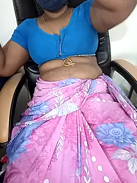 Snapshot of Tamil-hotwife chatting on 02-24-25, 04:27 Tamil-hotwife online show from 02-24-25, 04:27