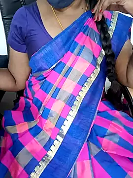 Snapshot of Tamil-hotwife chatting on 02-26-25, 01:41 Tamil-hotwife online show from 02-26-25, 01:41