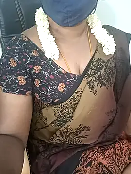Snapshot of Tamil-hotwife chatting on 03-11-25, 04:18 Tamil-hotwife online show from 03-11-25, 04:18