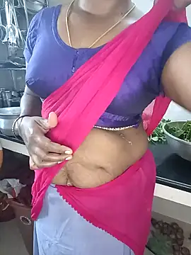 Snapshot of Tamil-hotwife chatting on 09-16-25, 04:57 Tamil-hotwife online show from 09-16-25, 04:57