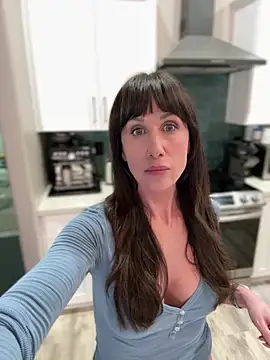 Fiona Kent  online show from 02-21-26, 11:39