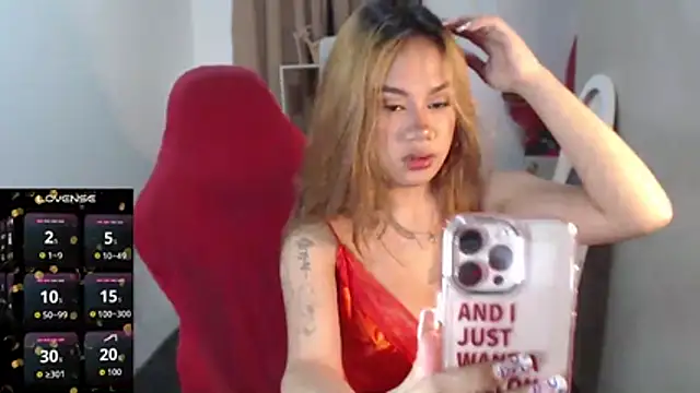 Snapshot of FrancineGarcia chatting on 01-11-26, 11:59 FrancineGarcia online show from 01-11-26, 11:59